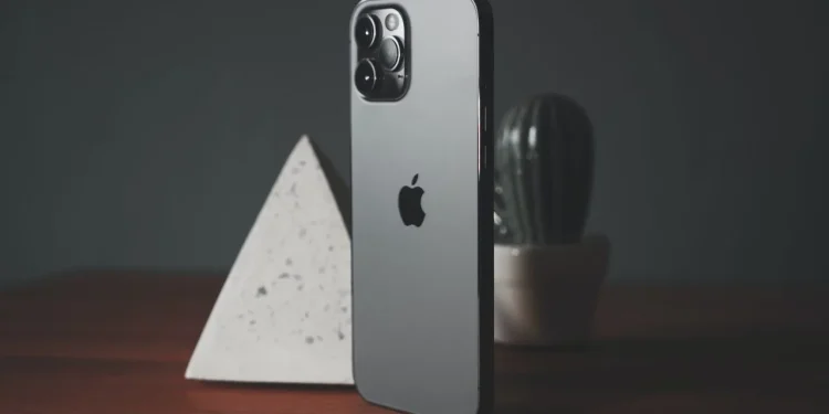 Apple se acerca a adoptar chips Bluetooth y Wi-Fi propios para iPhone y hogares inteligentes: informe