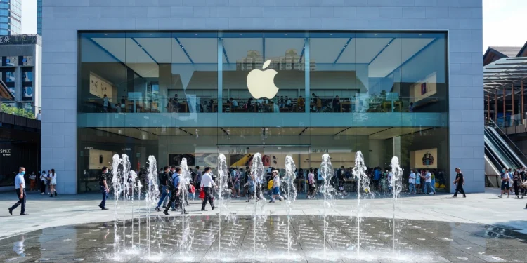 Apple y Amazon libran demanda de más de 600 mdd en Reino Unido