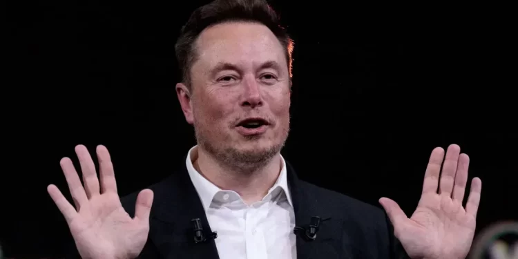 Ventas de Tesla caen un 60% en Alemania tras interferencias de Musk en campaña electoral