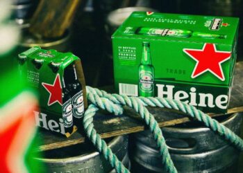 Acciones de Heineken se disparan 13% tras informar fuertes ventas: Brasil y México destacan