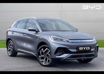 BYD reduce el precio de sus vehículos eléctricos inteligentes para pelear el mercado con Tesla