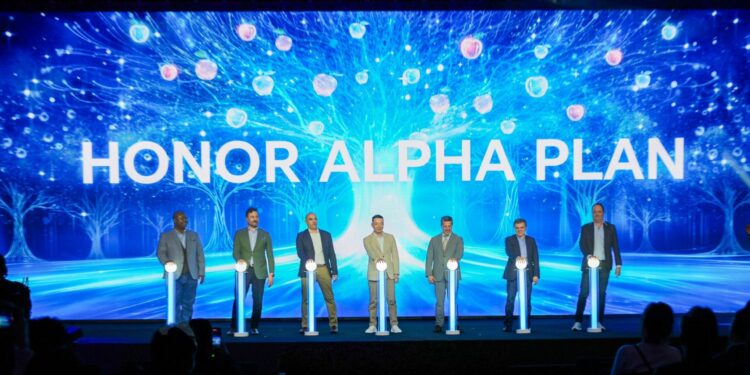 Honor presenta Alpha Plan y abre su ecosistema a la industria
