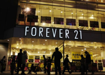 Forever 21 cierra todas sus tiendas en EU tras declararse en quiebra