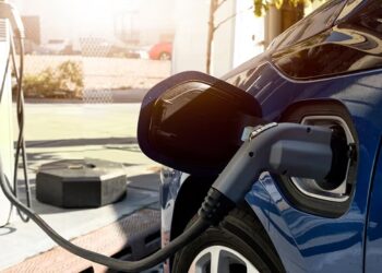 Latinoamérica podría contar con 20 millones de vehículos eléctricos para 2030, según Olade