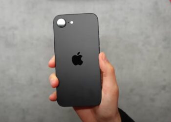 El nuevo teléfono básico de Apple, iPhone 16e, se eclipsa con su precio