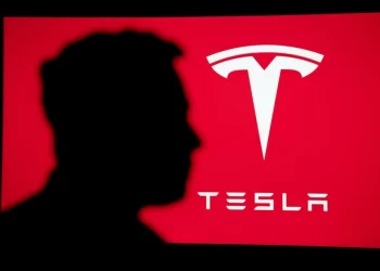 Entregas de Tesla en primer trimestre caen por débil demanda y creciente rechazo a Musk