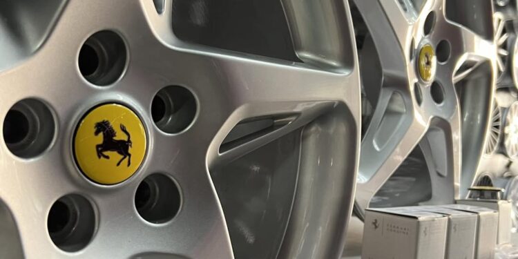 Ferrari afirma que aranceles podrían reducir sus ganancias y se suma a las empresas impactadas por la medida