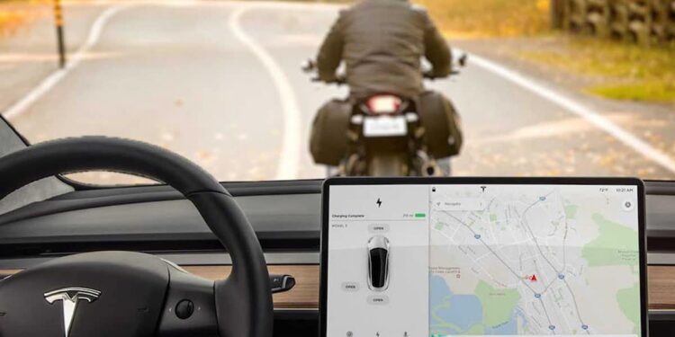 Tesla inicia pruebas de robotaxis en Austin
