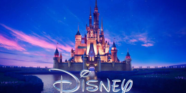 Disney gana 5,829 mdd en primer semestre fiscal, un aumento del 220% interanual