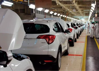 Honda recorta previsión de ganancias por incertidumbre arancelaria