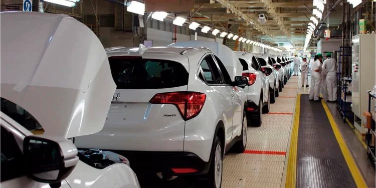 Honda recorta previsión de ganancias por incertidumbre arancelaria
