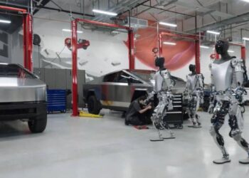 Tesla demanda a exingeniero de su programa secreto Optimus alegando robo de información