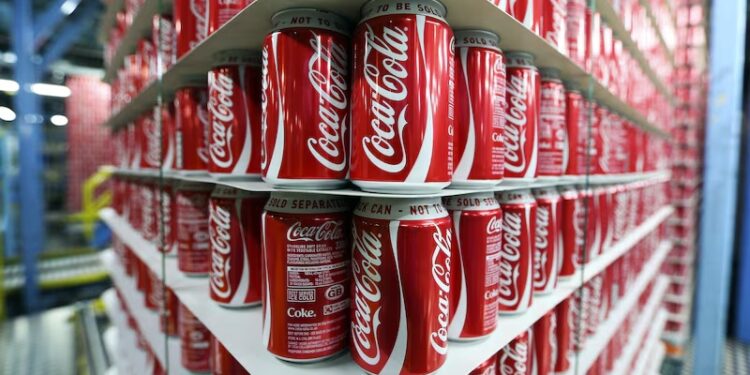 ¿Es momento de invertir en acciones de Coca-Cola? El mercado podría subestimar su potencial