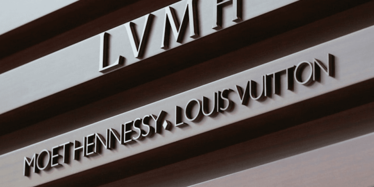 Cae un 22% el beneficio del grupo de lujo LVMH en el primer semestre
