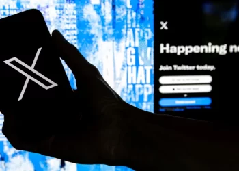X se recupera tras una breve interrupción que afectó a usuarios, según Downdetector