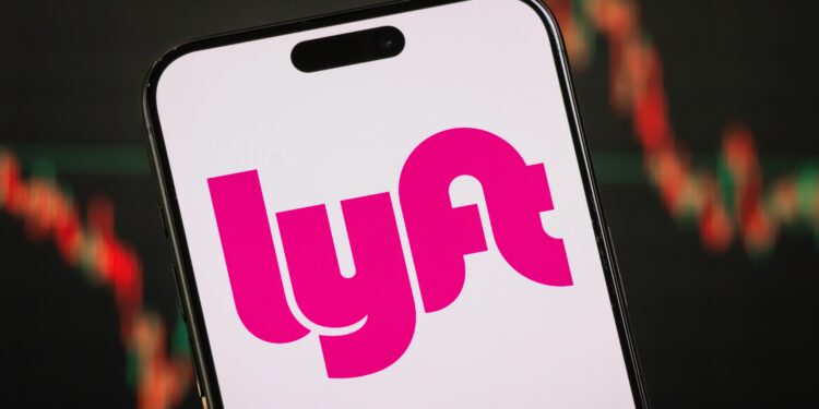 Lyft y la china Baidu lanzarán un servicio de robotaxis en Europa el próximo año