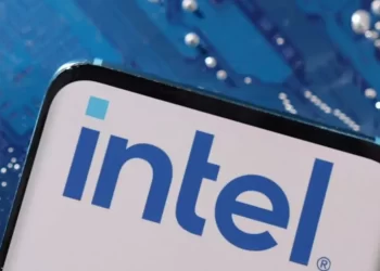 Intel advierte que la participación del gobierno de EU podría perjudicar ventas internacionales y futuras subvenciones