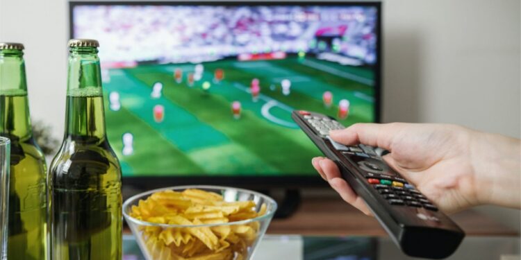 La nueva app de ESPN de Disney busca atraer a fanáticos fuera de la televisión por cable