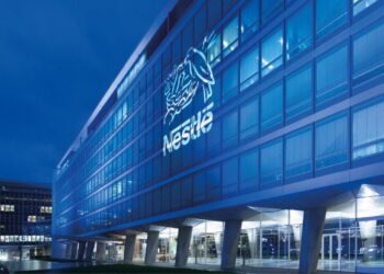 Nestlé cesa a su CEO por mantener una relación amorosa con una subordinada