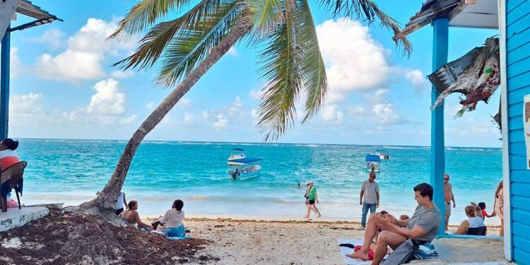 República Dominicana recibe ingresos por US$10,972 millones vía el turismo en 2024