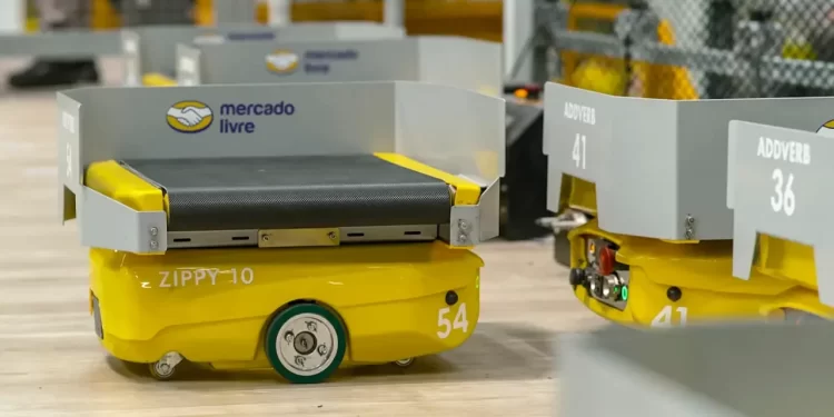 Mercado Libre usa robots para organizar productos en Brasil