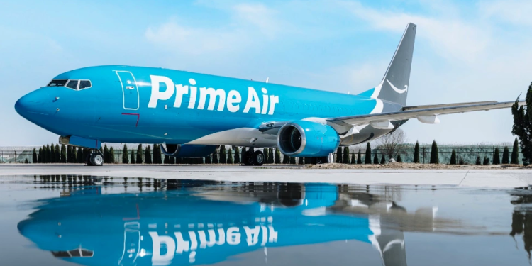 Reprograman para el miércoles llegada de avión de Amazon a República Dominicana