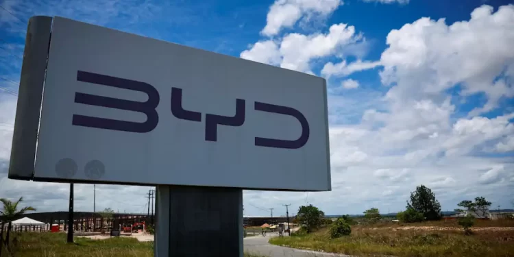 BYD hila dos meses con caídas en producción por primera vez desde 2020