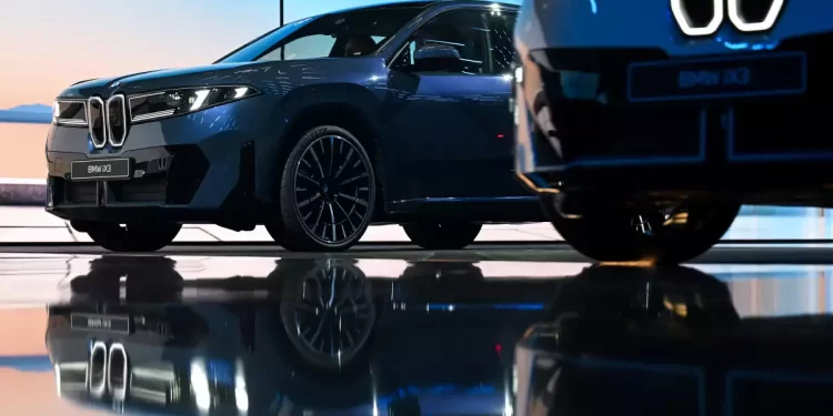 BMW crecerá en China con nueva serie de autos eléctricos, dice su CFO