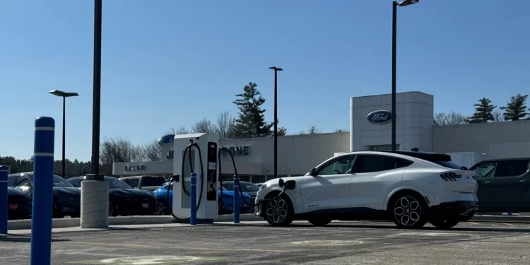 Ford lanza Ford Charge en Norteamérica