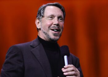 Larry Ellison vuelve a la cima tras desbancar a Musk en fortuna, 48 años después de cofundar Oracle