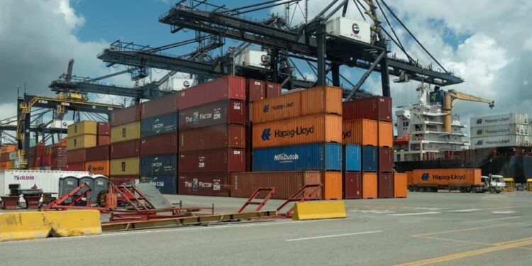 Exportaciones de República Dominicana crecen 13.4 % impulsadas por precios del oro