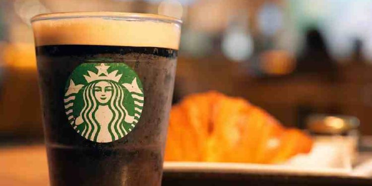 Starbucks: El regreso del tercer lugar