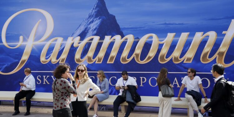 Paramount extiende al 20 de febrero el plazo de su OPA sobre Warner Bros Discovery