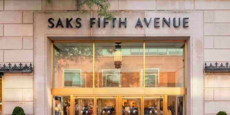 Marcas de lujo como Chanel tienen una influencia significativa en la quiebra de Saks