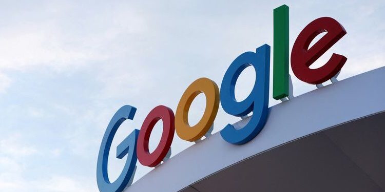 Google apuesta por la IA física e integra la empresa de robótica de Alphabet Intrinsic