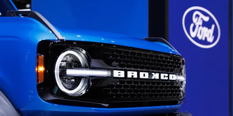 Ford llama a revisión a más de 500,000 Broncos por esta razón