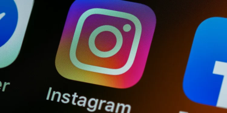 Meta se enfrenta a juicio por acusaciones de que Instagram fue diseñada para ser adictiva