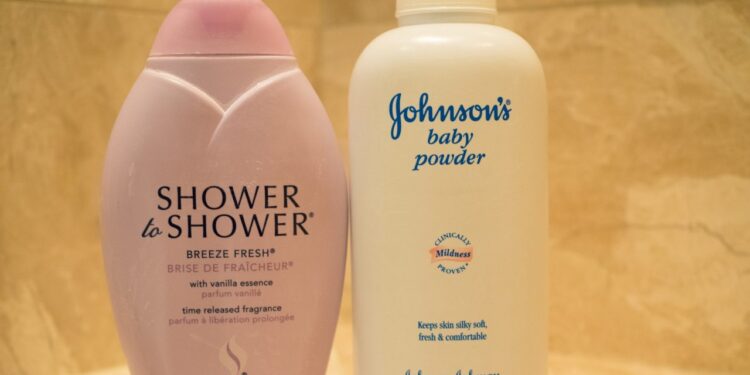 J& J pagará 5,500 mdd para resolver demandas por talco