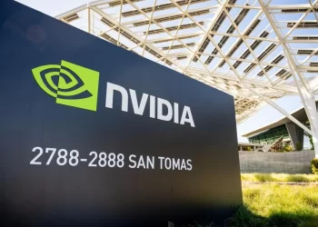 Nvidia se dispara casi 10%, impulsando su valor por encima de los 5.5 billones de dólares