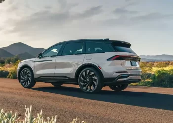 Ford trasladará producción de la Lincoln de China a EU