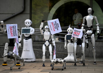 Los robots se van a huelga, «protestan» contra el uso descontrolado de la IA