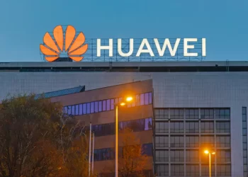 Huawei desafía a Nvidia: lanzará su nuevo chip de IA en 2027