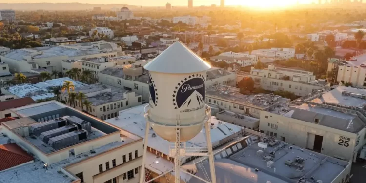 Juez examinará polémico acuerdo de fusión de Paramount y Warner, mientras persisten ‘cuestiones pendientes’