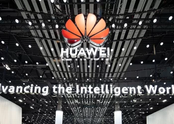 Comienza en EU juicio contra Huawei; se califica a la empresa de organización criminal