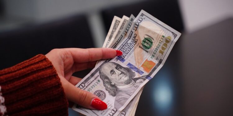Dólar en República Dominicana: tasas de compra y venta para este 13 de octubre de 2026